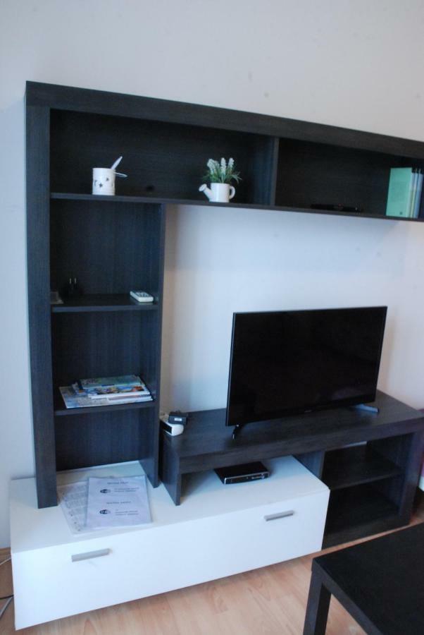 Apartmani Radin Rosini Exteriör bild